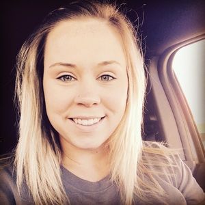 Meet your Posher, Kahlyn